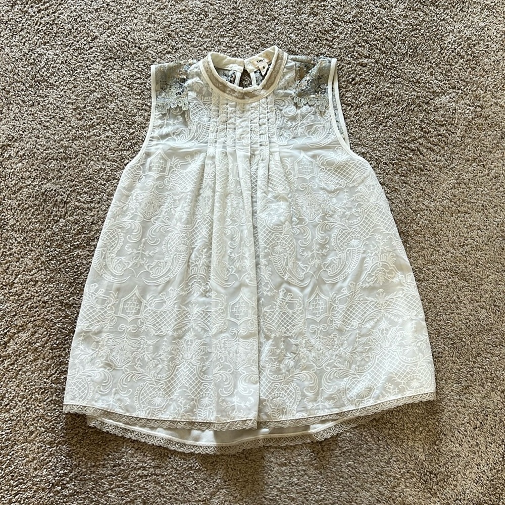 TINY Women’s Sleeveless Blouse